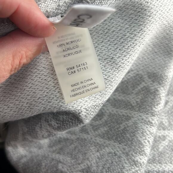 New! Calvin Klein soft gray and white acrylic CK signature logo scarf - Picture 4 of 6